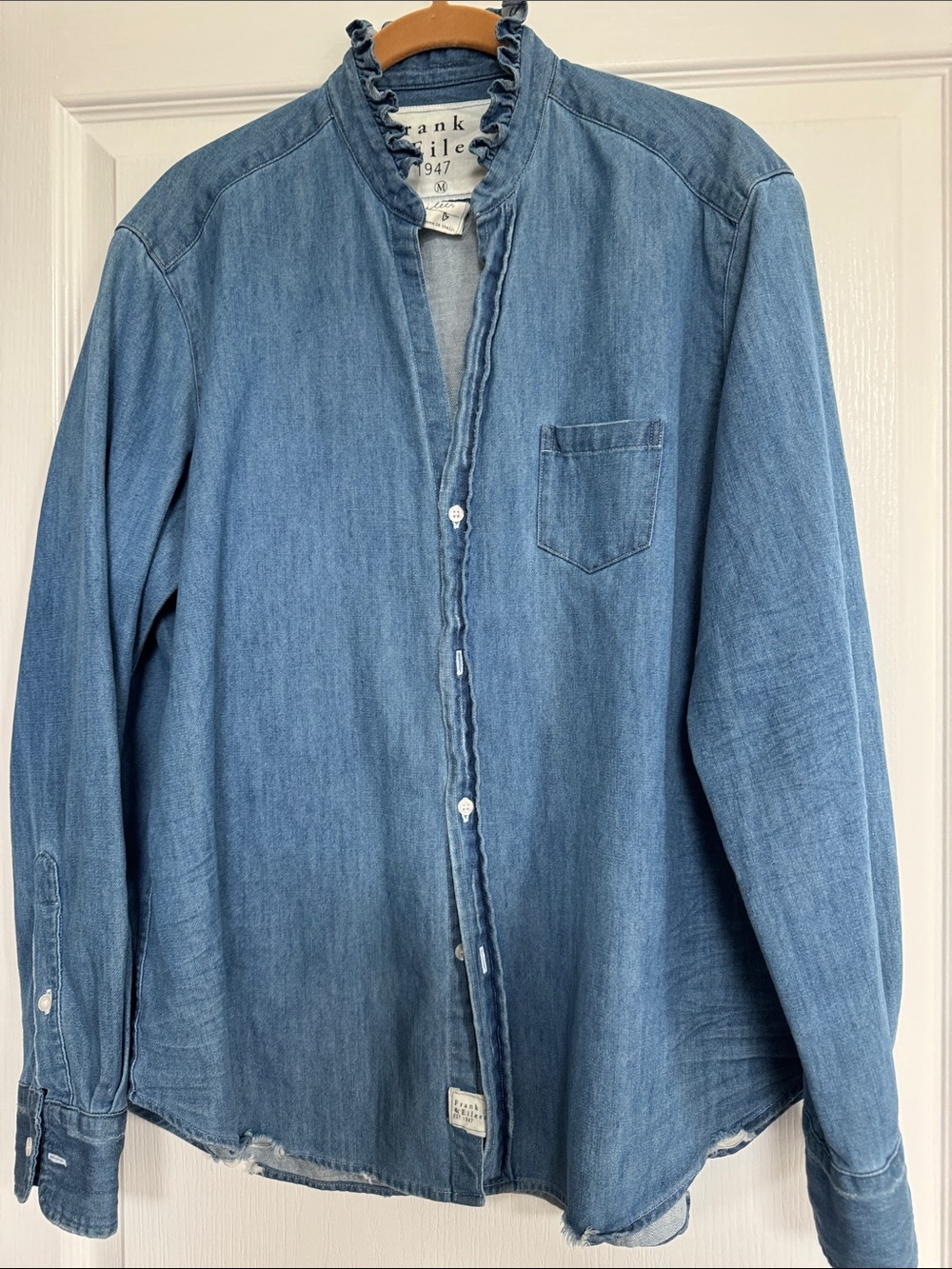 Frank & Eileen Light Blue Denim Button-Down Shirt